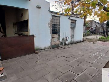 Casa en venta de 2 dormitorios c/ cochera en 9 de Julio