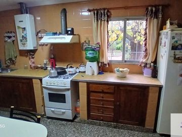 Casa en venta de 2 dormitorios c/ cochera en 9 de Julio