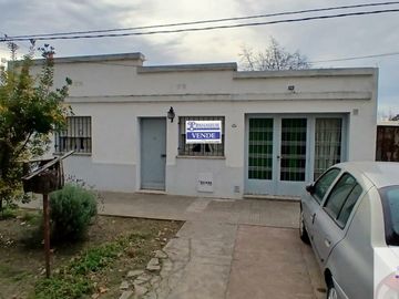 Casa en venta de 2 dormitorios c/ cochera en 9 de Julio