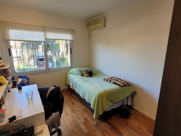 Casa en venta en Villa Luzuriaga