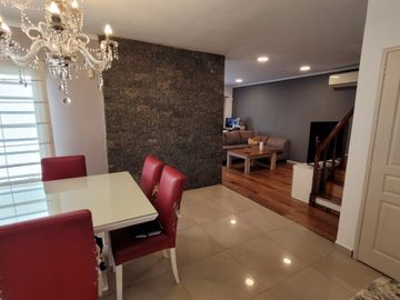 Casa en venta en Villa Luzuriaga