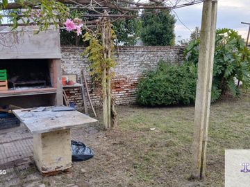 Casa en venta de 3 dormitorios c/ cochera en 9 de Julio
