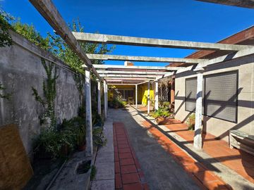 MULTIFAMILIAR Tres casas mismo terreno