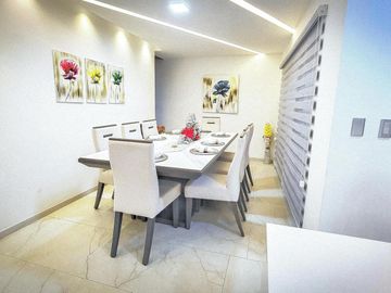 Hermosa y Moderna Casa Nueva en Cuenca Sector El Valle 5 Dorm 3,5 Baños