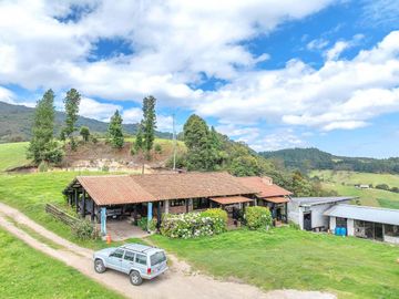 Hacienda en Venta en Tarqui, Cuenca, Azuay - 64,8 Hectareas - Hacienda Ganadera
