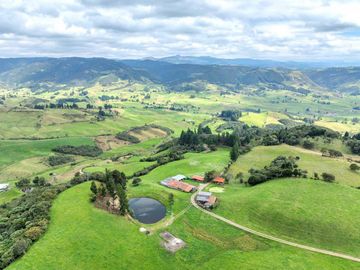 Hacienda en Venta en Tarqui, Cuenca, Azuay - 64,8 Hectareas - Hacienda Ganadera