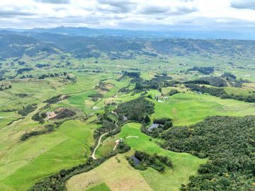 Hacienda en Venta en Tarqui, Cuenca, Azuay - 64,8 Hectareas - Hacienda Ganadera