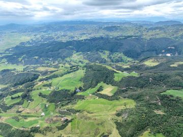 Hacienda en Venta en Tarqui, Cuenca, Azuay - 64,8 Hectareas - Hacienda Ganadera