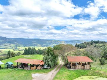 Hacienda en Venta en Tarqui, Cuenca, Azuay - 64,8 Hectareas - Hacienda Ganadera
