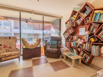 Moderno Depa en Ñuñoa: Confort y Ubicación Ideal