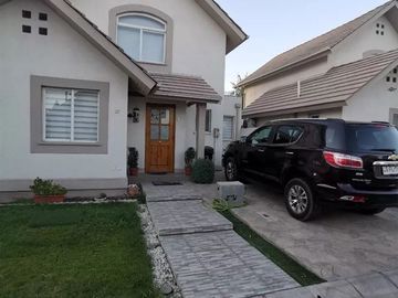 Casa en Venta en Berrios Quintanilla con Javier Krugger