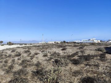 Gran terreno en venta en Serena Golf