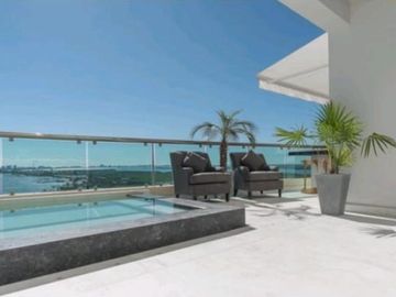 Penthouse en venta,  Boreal de Novo, en Puerto Cancún, Q. Roo
