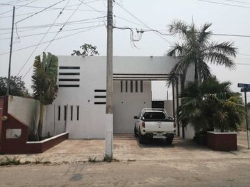 Casa en venta, en Francisco Villa Oriente, Mérida