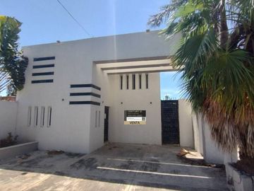 Casa en venta, en Francisco Villa Oriente, Mérida