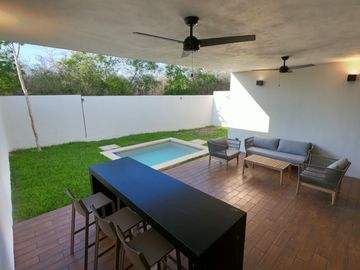 Se vende Casa en privada residencial.