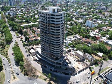 Venta Departamento 3 ambientes  2 baños , Balcones - Tigre