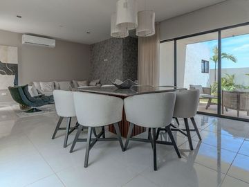 CASA EN VENTA DE UN PISO EQUIPADA EN REAL MONTEJO, MERIDA YUCATAN