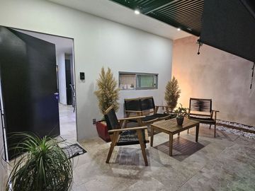 Casa en Venta en Oaxtepec, Morelos – Residencial Privado con Albercas y Áreas Ve