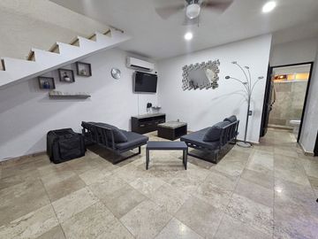 Casa en Venta en Oaxtepec, Morelos – Residencial Privado con Albercas y Áreas Ve