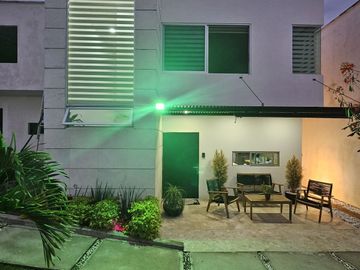 Casa en Venta en Oaxtepec, Morelos – Residencial Privado con Albercas y Áreas Ve
