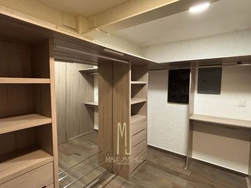Departamento en venta en la colonia Florida.