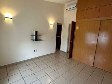 .Casa en venta en Parques del Bosque