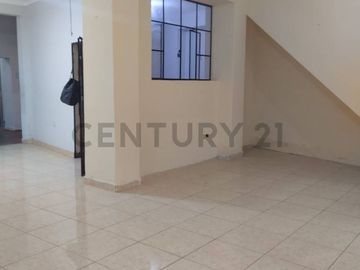 ¡Oportunidad de Inversión! Venta de Departamento 1 er piso en SMP