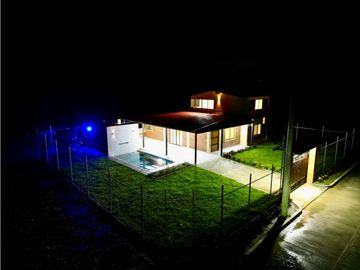 Finca nueva en venta en parcelación campestre - Santa Elena El Cerrito