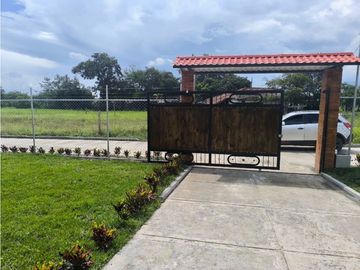 Finca nueva en venta en parcelación campestre - Santa Elena El Cerrito