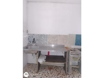 Venta de casa + apartaestudios