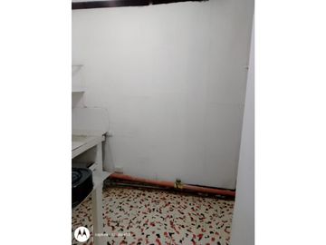 Venta de casa + apartaestudios