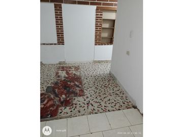 Venta de casa + apartaestudios