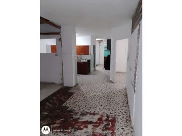 Venta de casa + apartaestudios