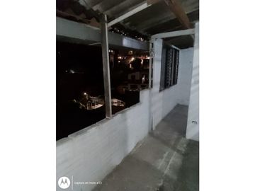 Venta de casa + apartaestudios