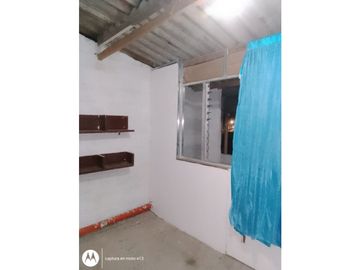 Venta de casa + apartaestudios