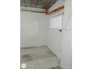 Venta de casa + apartaestudios