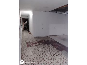 Venta de casa + apartaestudios