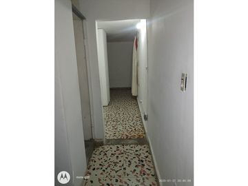 Venta de casa + apartaestudios