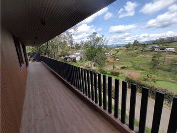 VENTA DE CASA EN CONDOMINIO VA SAN VICENTE, A 5 MIN DE LA AUTOPISTA