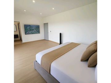 VENTA DE CASA EN CONDOMINIO VA SAN VICENTE, A 5 MIN DE LA AUTOPISTA