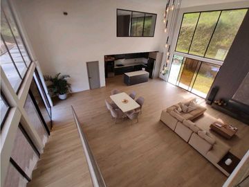 VENTA DE CASA EN CONDOMINIO VA SAN VICENTE, A 5 MIN DE LA AUTOPISTA