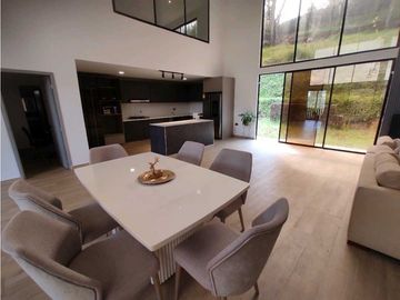 VENTA DE CASA EN CONDOMINIO VA SAN VICENTE, A 5 MIN DE LA AUTOPISTA