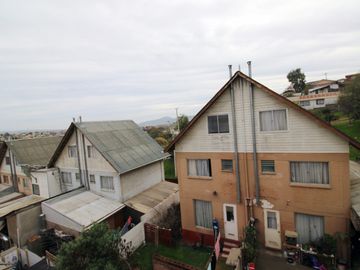 VIVABIEN PROPIEDADES VENDE CASA 3 PISOS TRONCOS VIEJOS