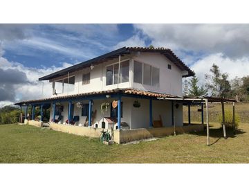 CASA FINCA EN VENTA SAN VICENTE