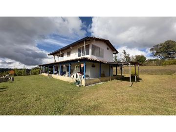 CASA FINCA EN VENTA SAN VICENTE