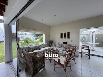 HERMOSA CASA DE PLAYA EN VENTA, PALABRITAS ASIA