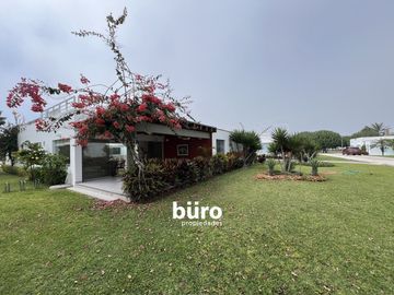 HERMOSA CASA DE PLAYA EN VENTA, PALABRITAS ASIA