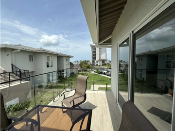 PUNTA CHAME / PH VILLA / 92M / 3 HABITACION / BALCON /AMOBLADO