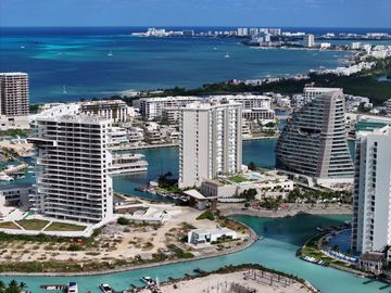 Departamento en  Venta/Renta en Aria Puerto Cancún 2 Recámaras